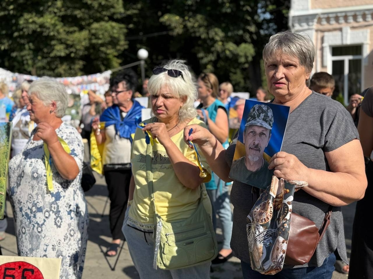 «Полон вбиває»: у Первомайську дзвонили за тими, хто не повернувся додому