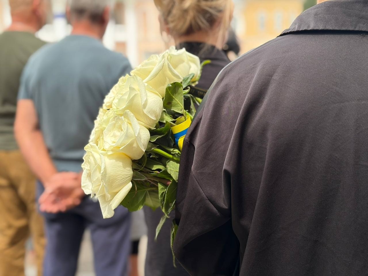 Первомайська громада провела в останню путь захисника України Миколу Микитіна