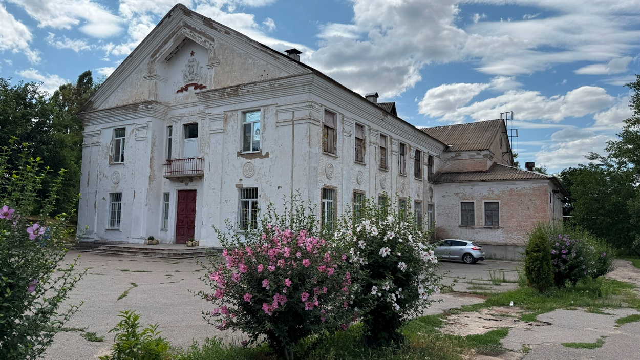 Гібіскусова алея у Первомайську