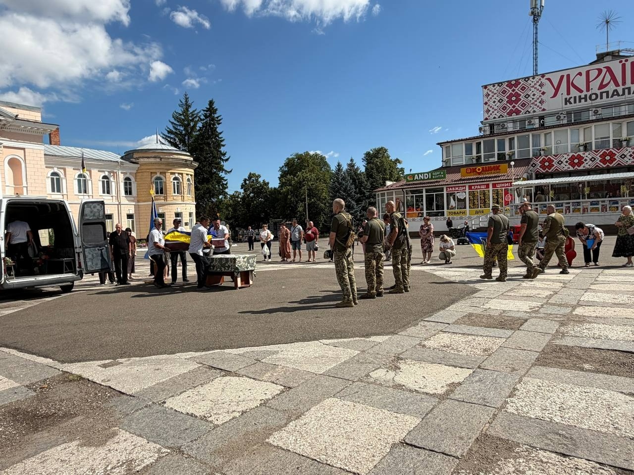 У Первомайську попрощалися із захисником України Олександром Дабіжею