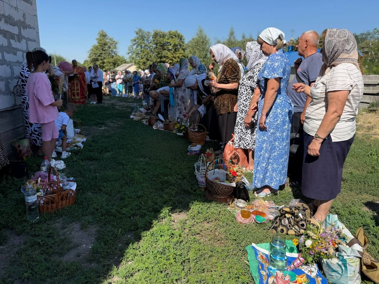Пахло м'ятою, медом і надією: як у Первомайську відзначили Маковія