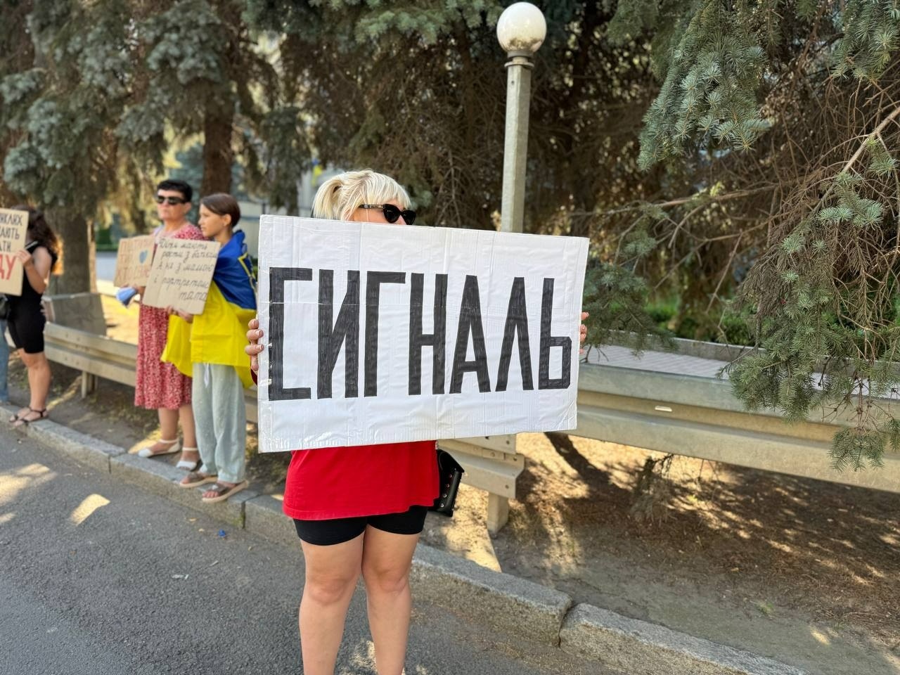 Як у Первомайську чекають своїх: репортаж з акції «Полон вбиває. Не мовчи»
