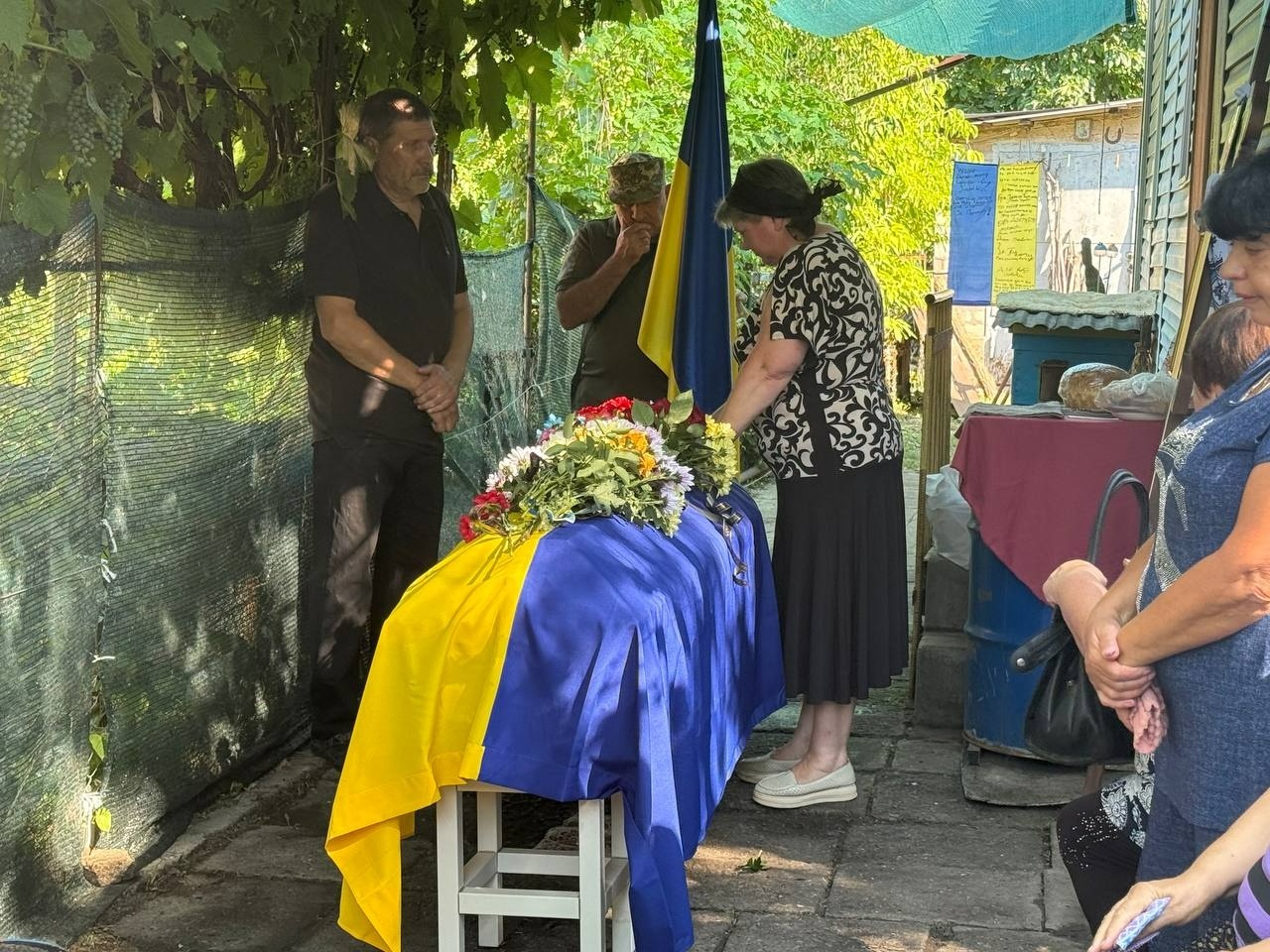 Первомайськ попрощався із захисником України Сергієм Гостішевим