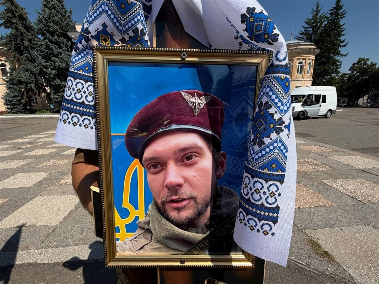 прощання з сергієм гостішевим