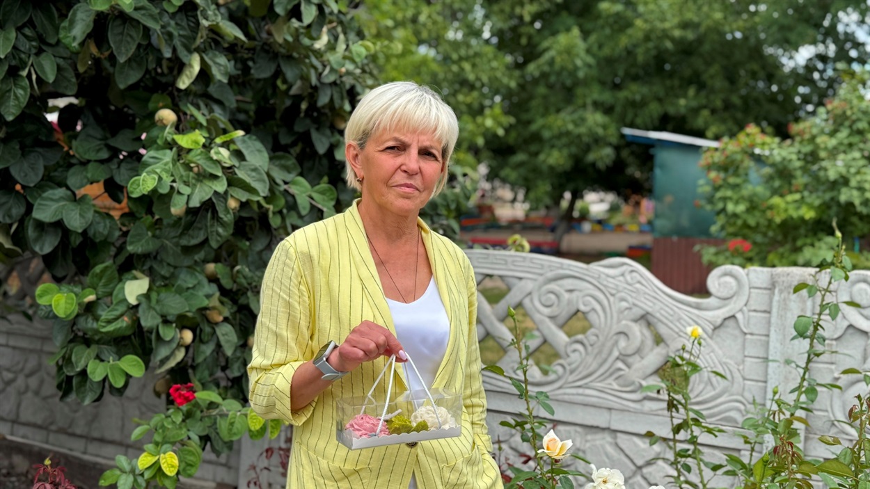  Світлана Селіванова створює зефірні квіти