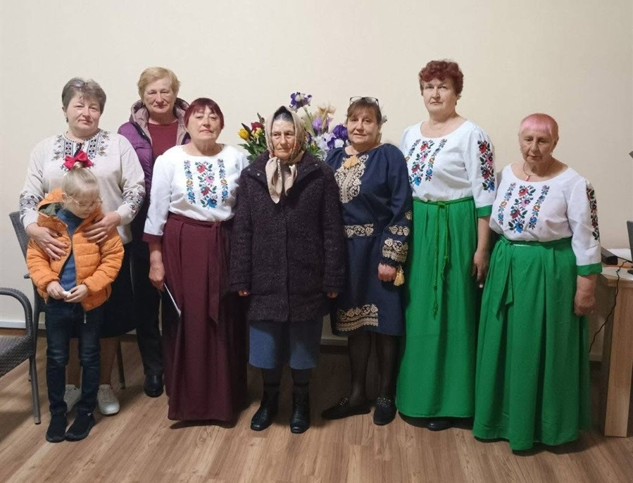 Від Лисичанська до Чаусового: історія Надії, яка об’єднує громаду