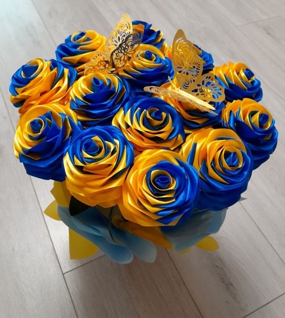 Дружина військового із Первомайська перетворила японське мистецтво на мову пам’яті