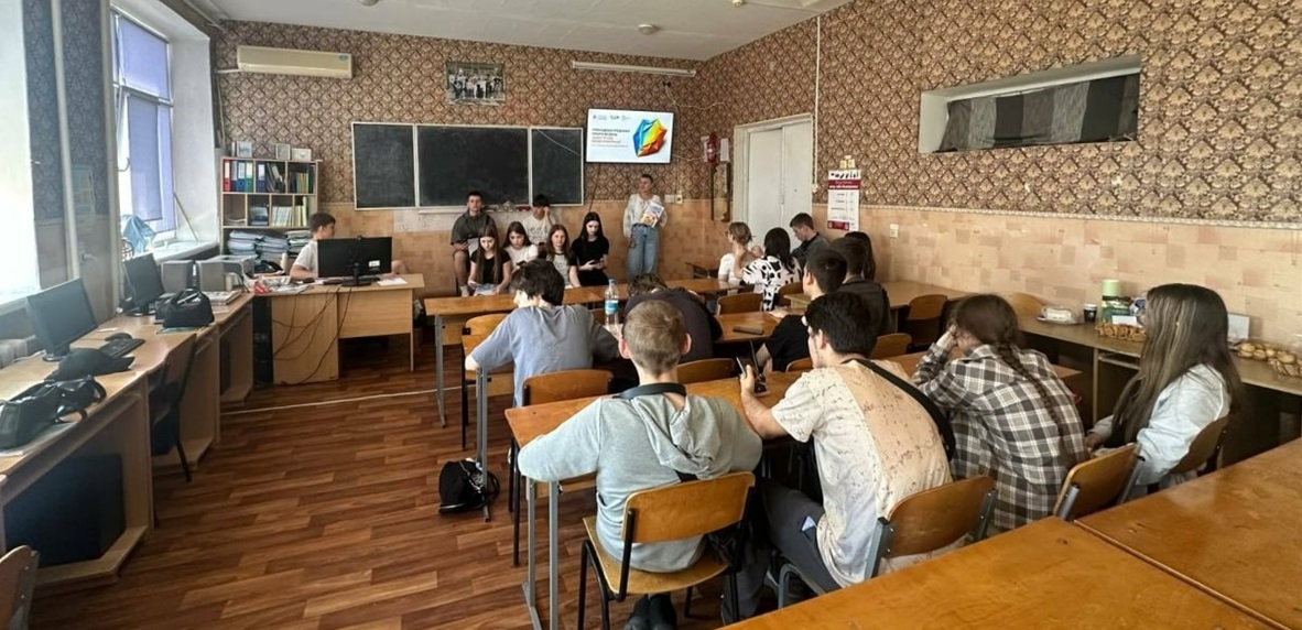На Миколаївщині триває всеукраїнська кампанія «Громади проти фейків: захисти себе від дезінформації»