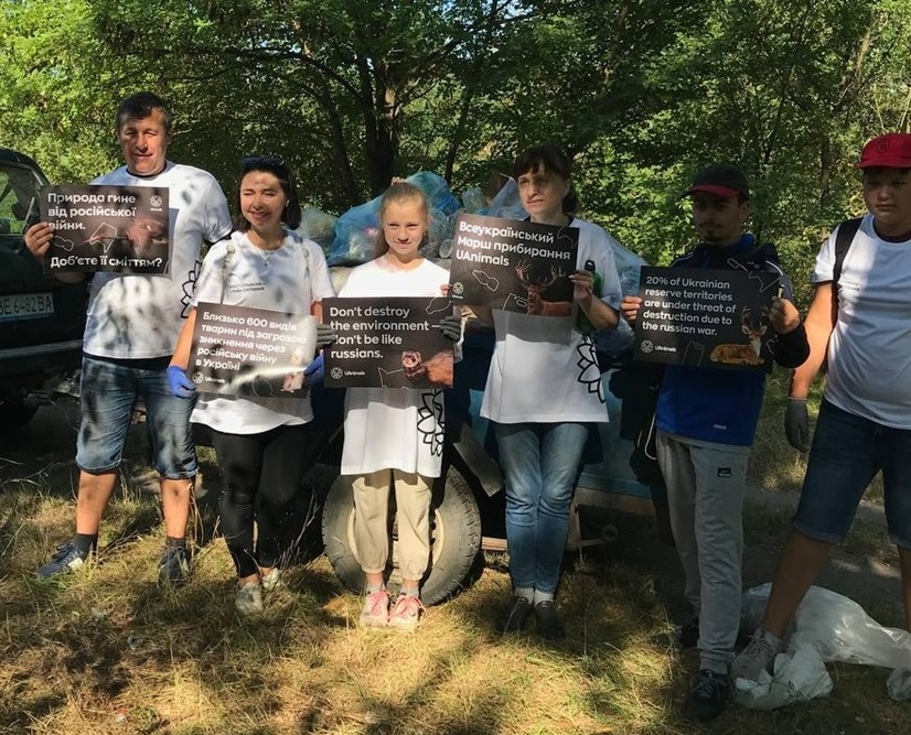 прибирання у Бузькому Гарді