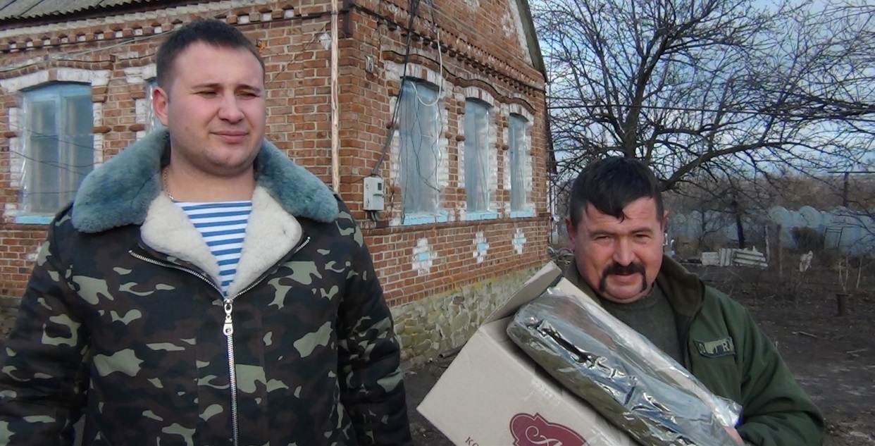 На фото Вадим праворуч
